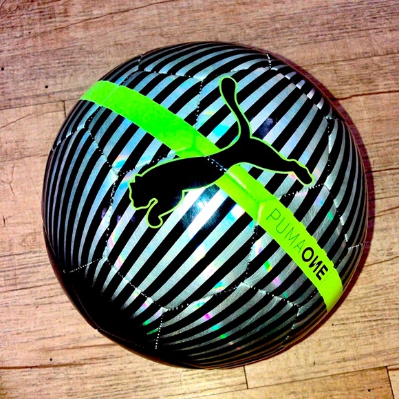 Puma One Chrome Soccer Football Ball Size 5 - Picture 4 of 4